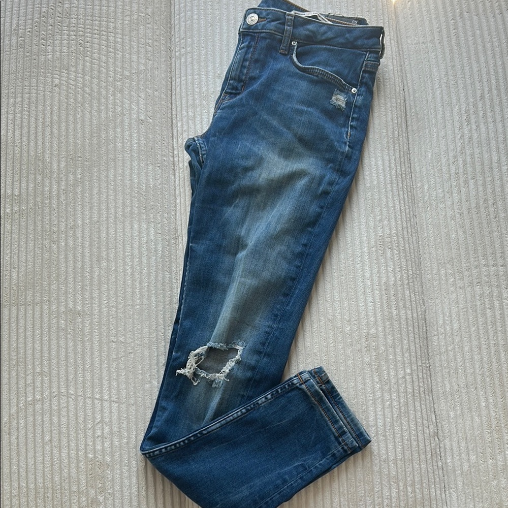 Zara Blue Distressed Jeans
